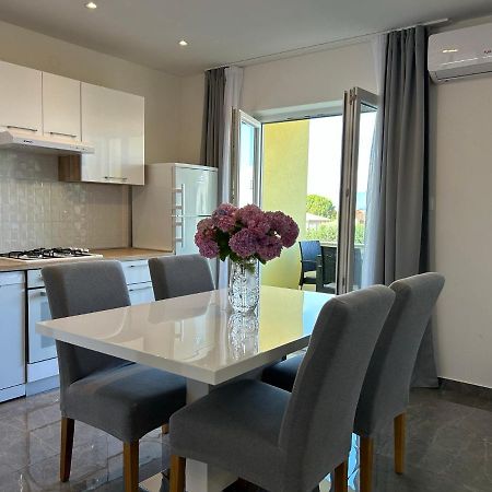 Sweet Lapat By El-Pi Tours Apartment Porat  Ngoại thất bức ảnh