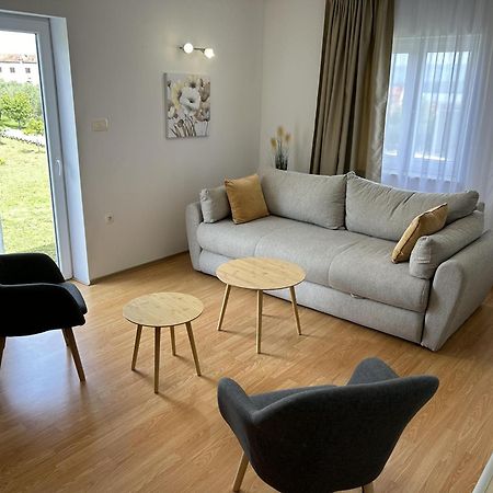 Sweet Lapat By El-Pi Tours Apartment Porat  Ngoại thất bức ảnh