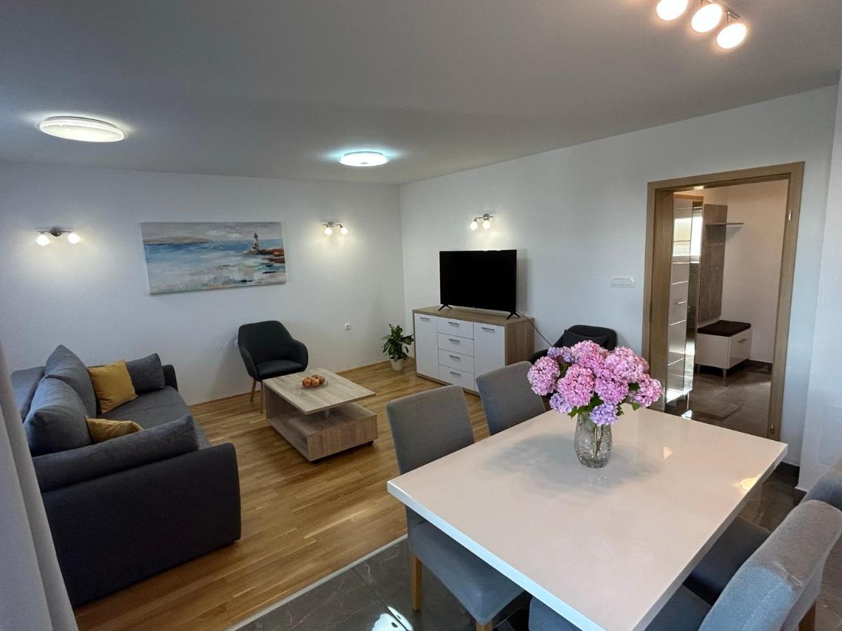 Sweet Lapat By El-Pi Tours Apartment Porat  Ngoại thất bức ảnh